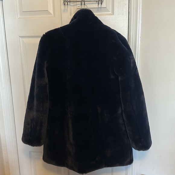 Apparis Faux Fur Navy Coat Small - Picture 2 of 8